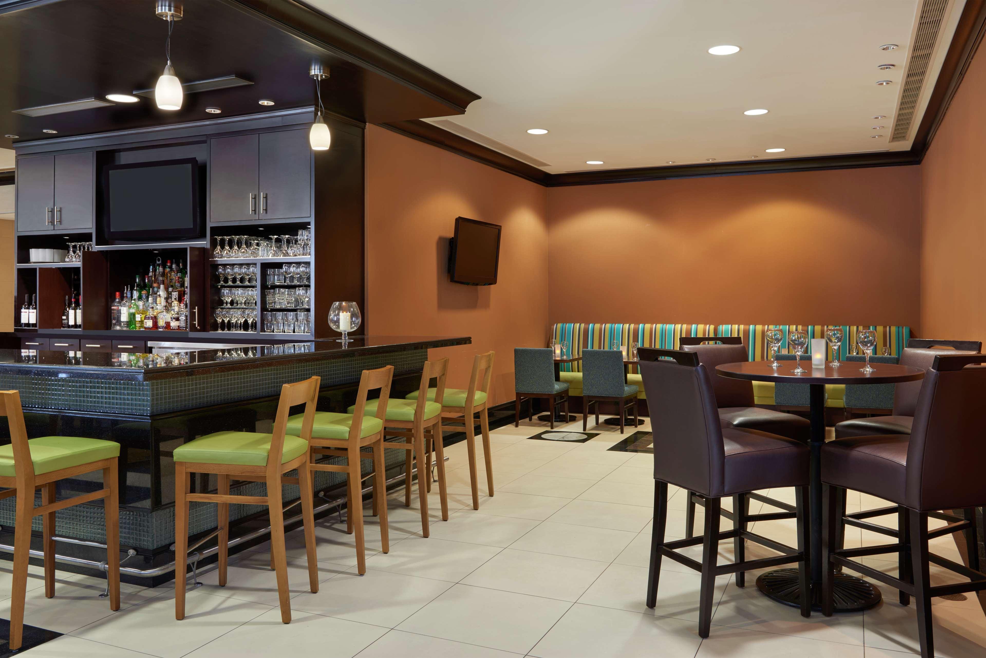 Hilton Garden Inn Toronto Airport West/Mississauga Bagian luar foto